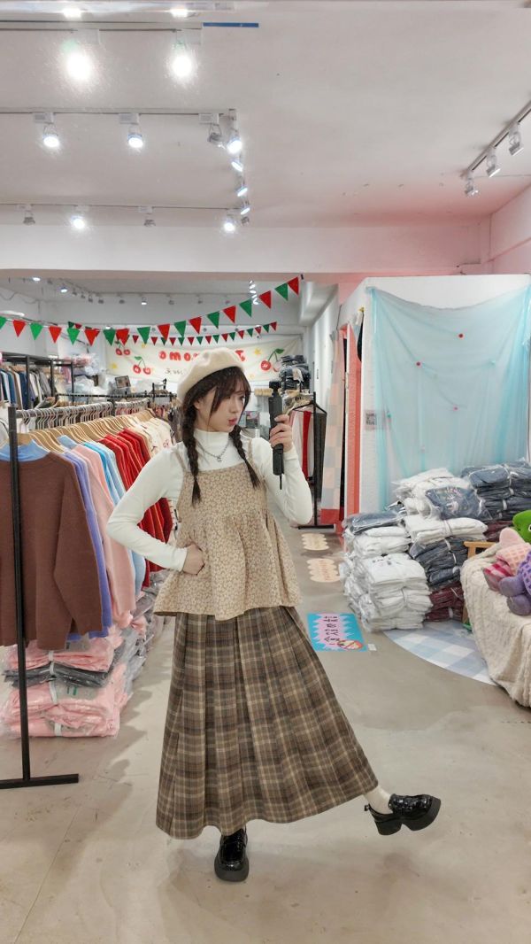 小花花壓紋罩衫 