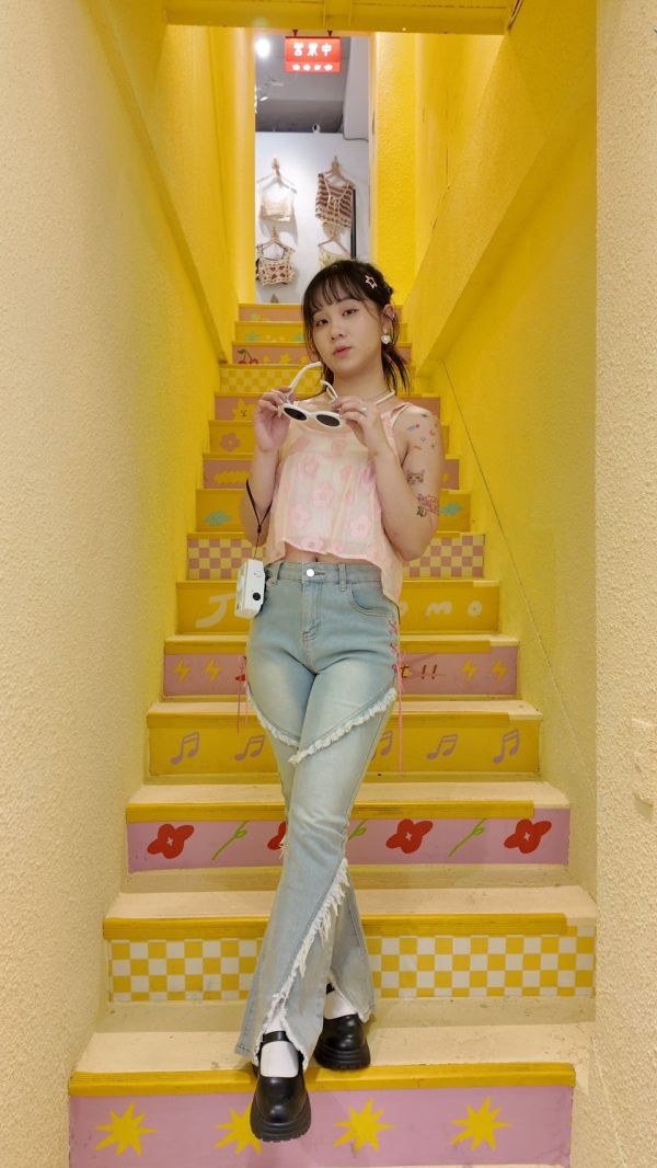 糖果色大花花罩衫 