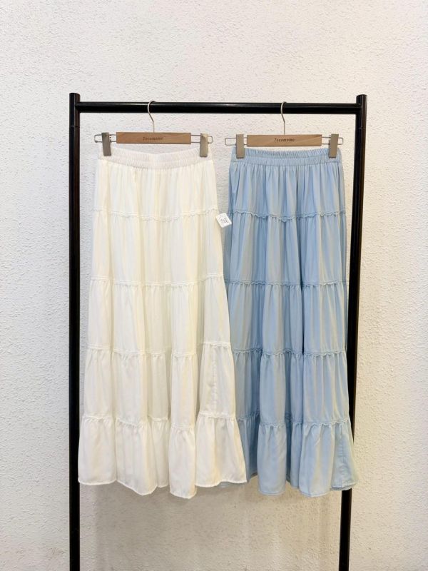 小蕾絲垂墜長裙 