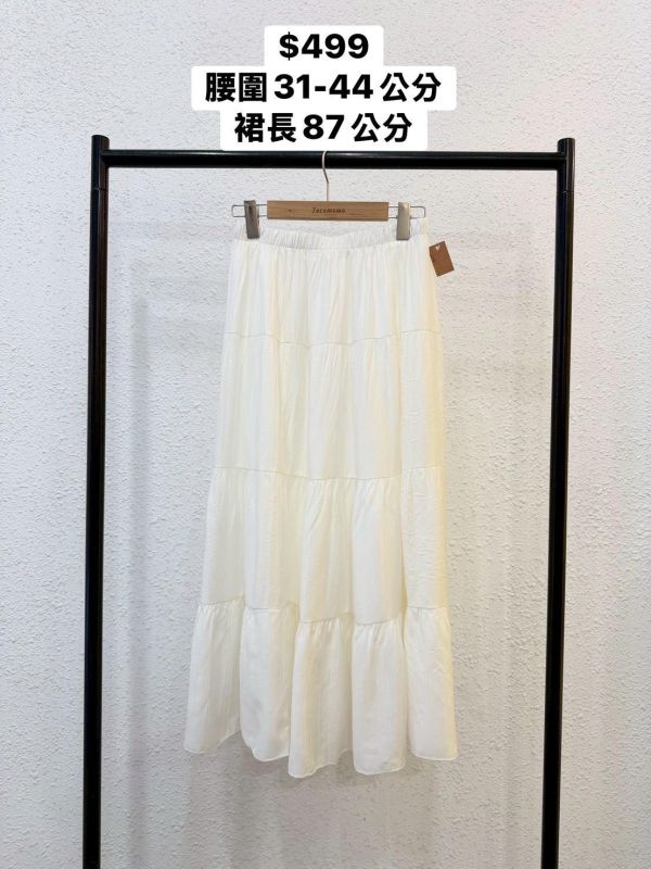 日常素面多層長裙 