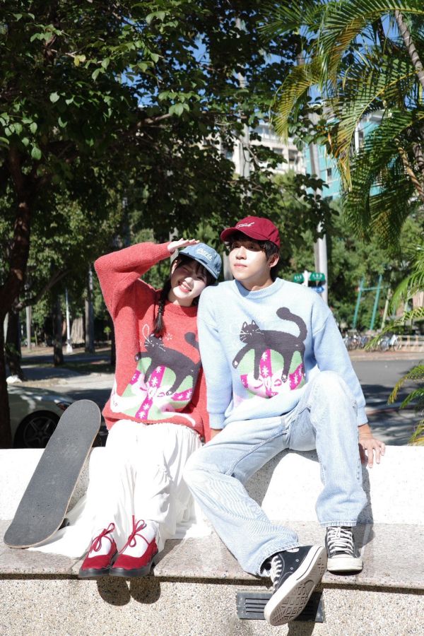 自訂款-黑貓打瞌睡毛衣 