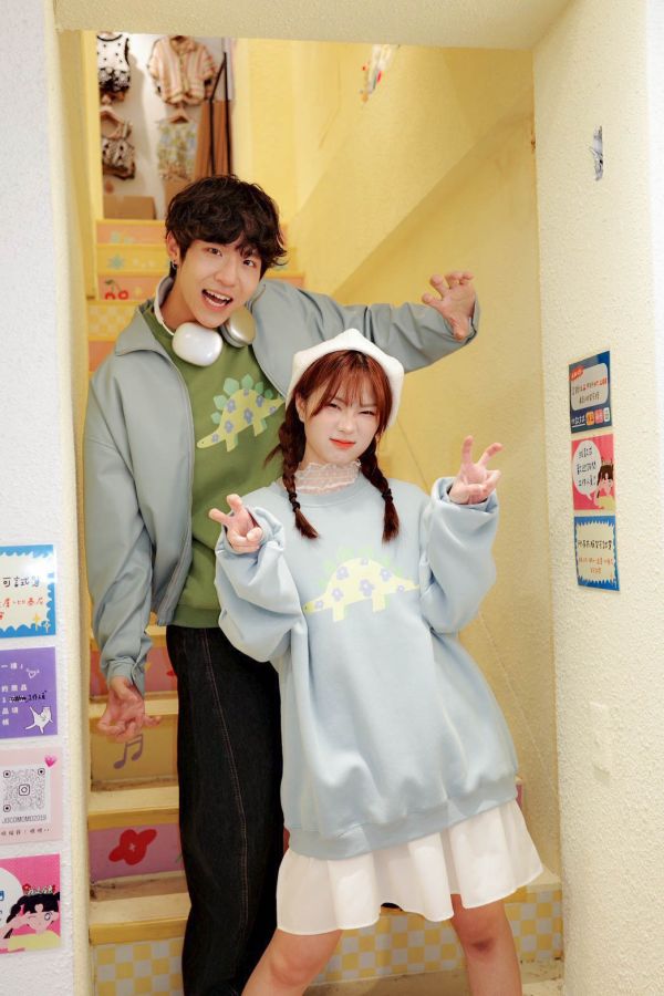 自訂款-花花恐龍大學踢 