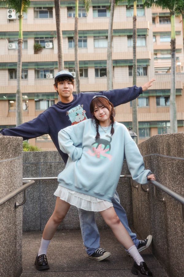 自訂款-黑貓打瞌睡大學踢 