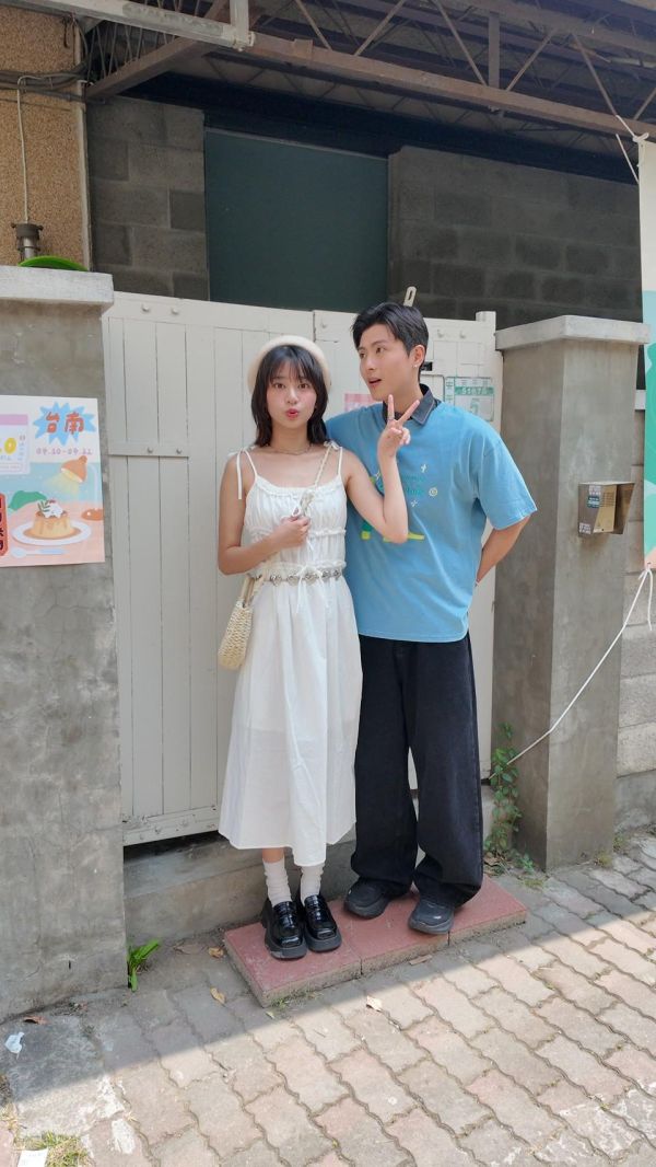 自訂款-漂亮恐龍刺繡大踢 