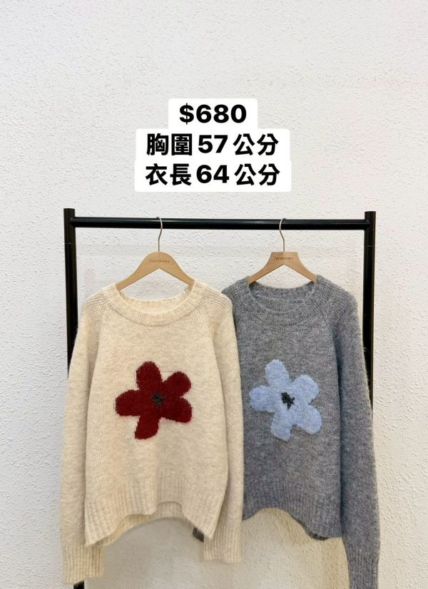 日系大花花毛衣 