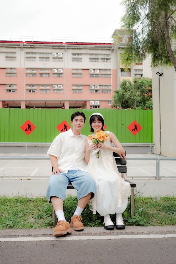 可愛小黃花滿版襯衫 