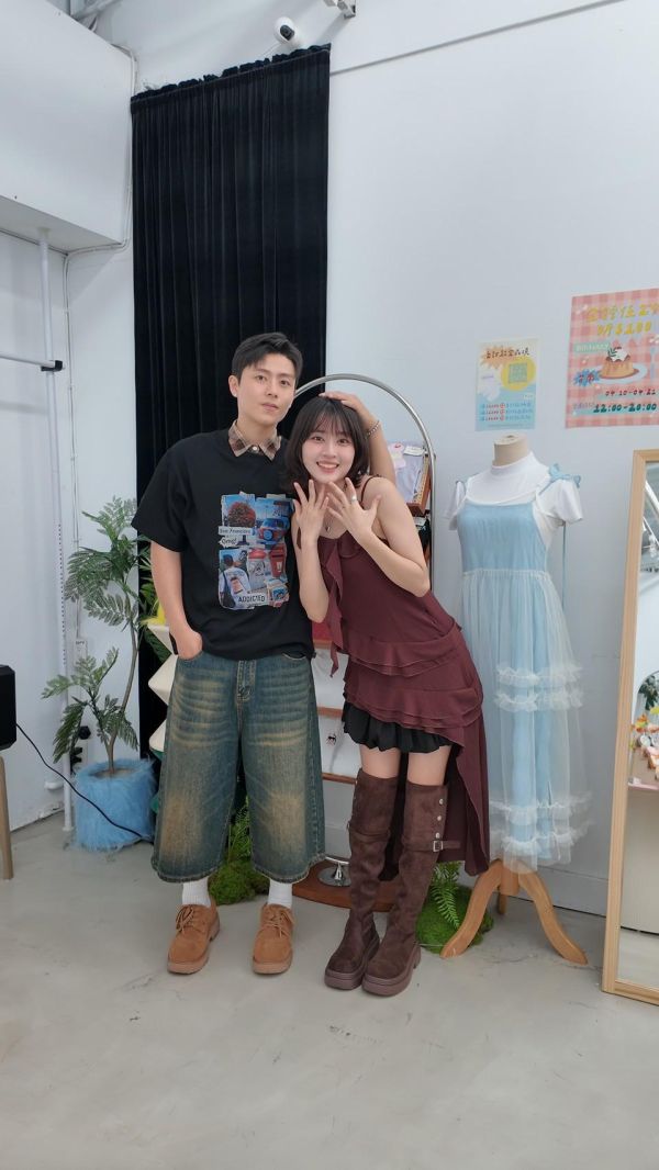 美式拼貼印花大踢 