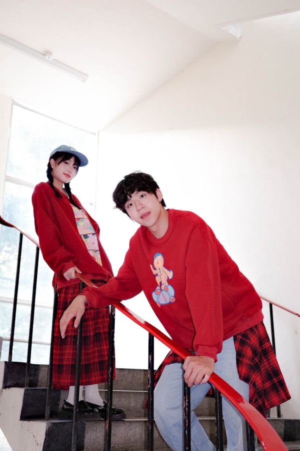 自訂款-滑板薑餅人大學踢 