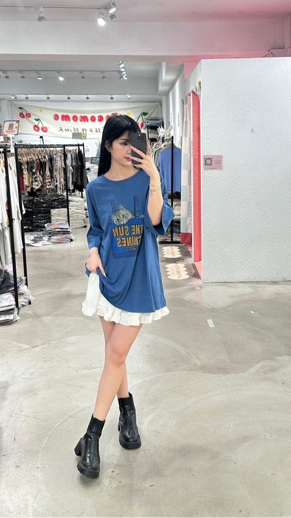 貓貓購物袋大踢 