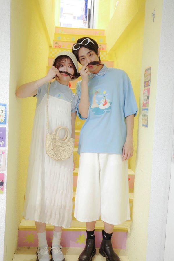 自訂款-夏日游泳恐龍大踢 (MIT) 