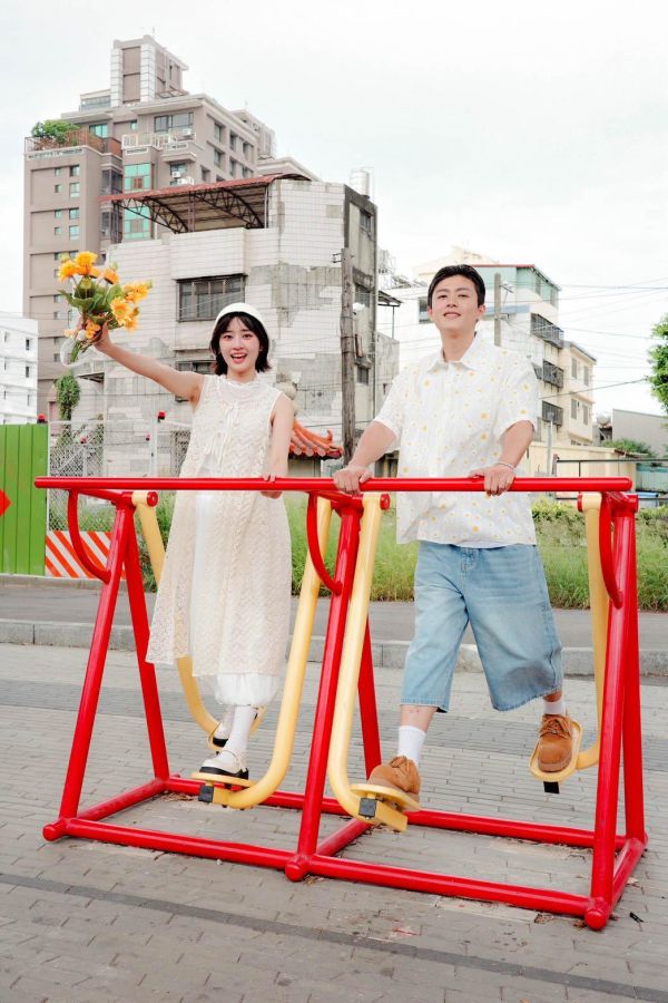 可愛小黃花滿版襯衫 