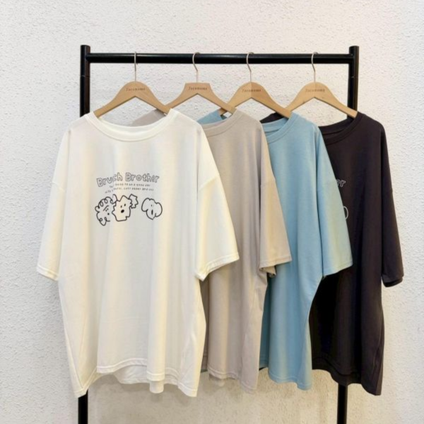 休閒線條插畫大踢 