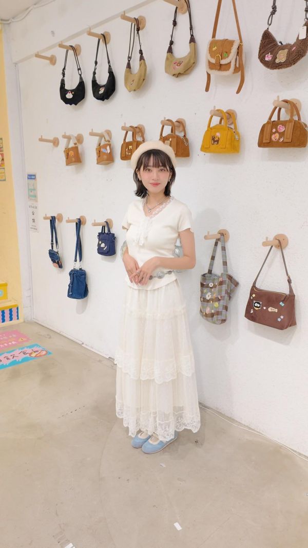 蕾絲綁帶短袖上衣 