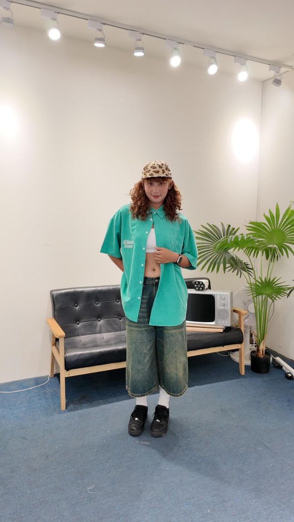 韓系簡約小標襯衫 