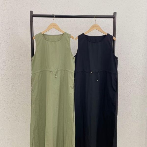 寬肩抽繩工裝洋裝 