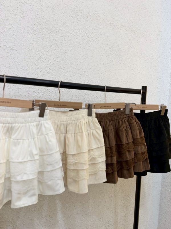 拼接蕾絲蛋糕短裙 