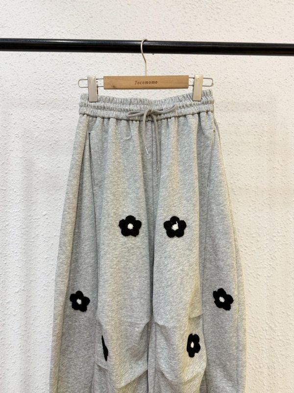 日常小花刺繡長褲 