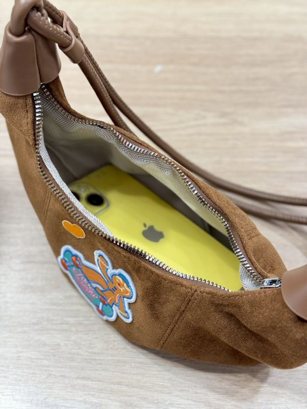 可愛燙布牛角小包 