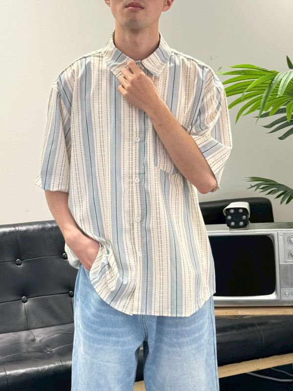 文青間格線條襯衫 
