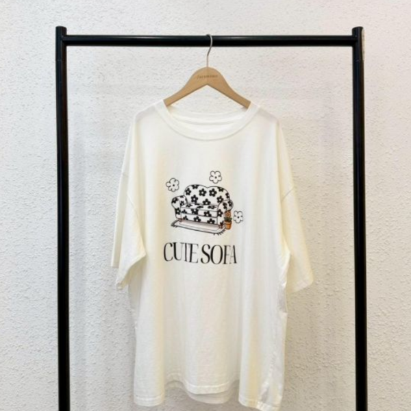 花花沙發插畫大踢 