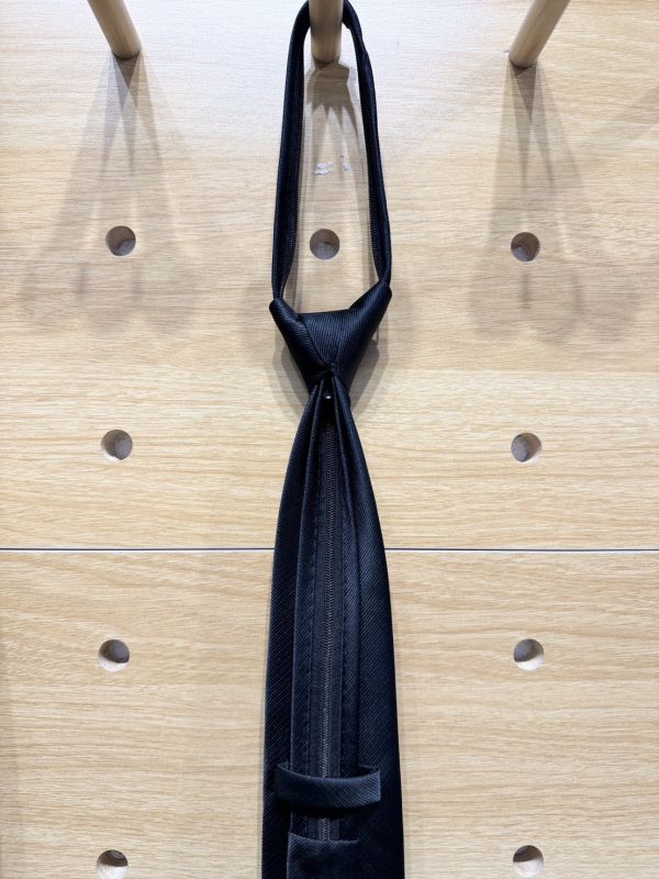 日常校園風拉鍊長領帶 