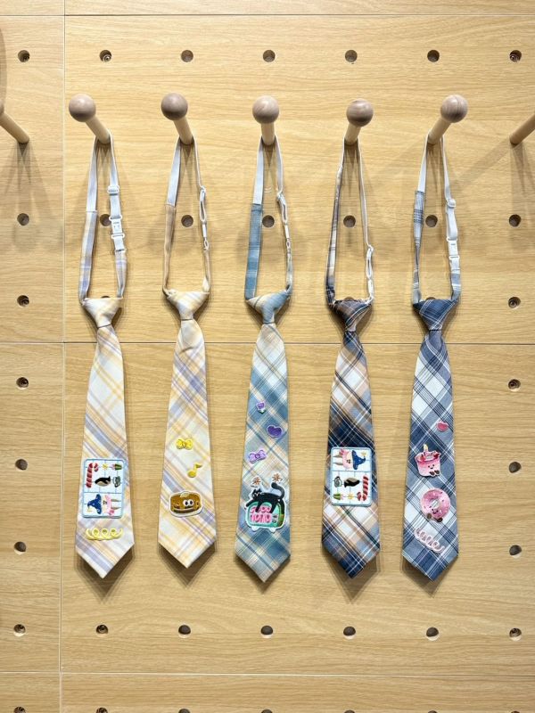 學院風斜紋短領帶 