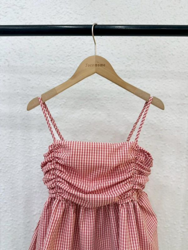 可愛格紋抓皺罩衫 