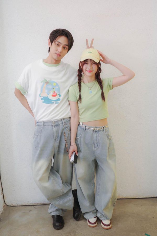 自訂款-夏日游泳恐龍大踢 (MIT) 