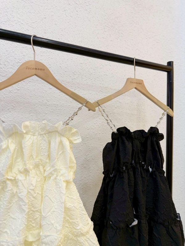 造型壓紋鏈條短洋裝 