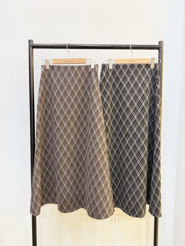 百搭菱格毛呢長裙 (冬) 