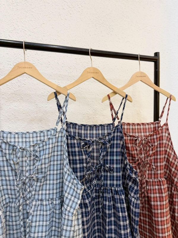 皺皺格紋綁帶罩衫 