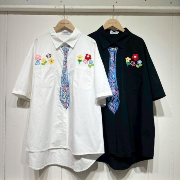 假領帶塗鴉花花襯衫 