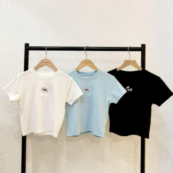 自訂款-可愛牛牛刺繡圓領上衣 (MIT) 