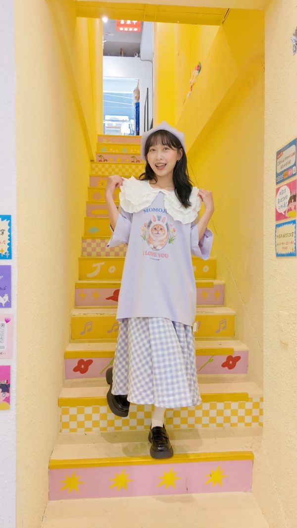 可愛兔耳鏡子貓大踢 