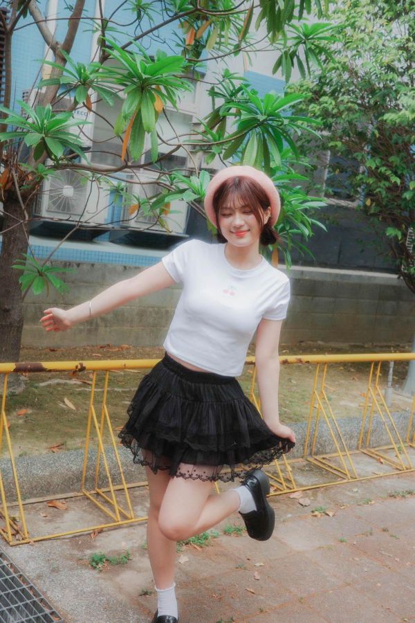小點點蕾絲蛋糕裙 