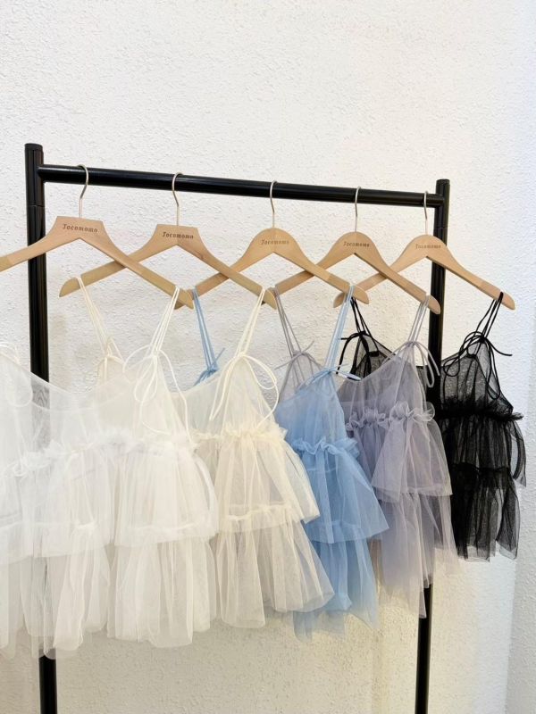 氣質澎澎透紗罩衫 