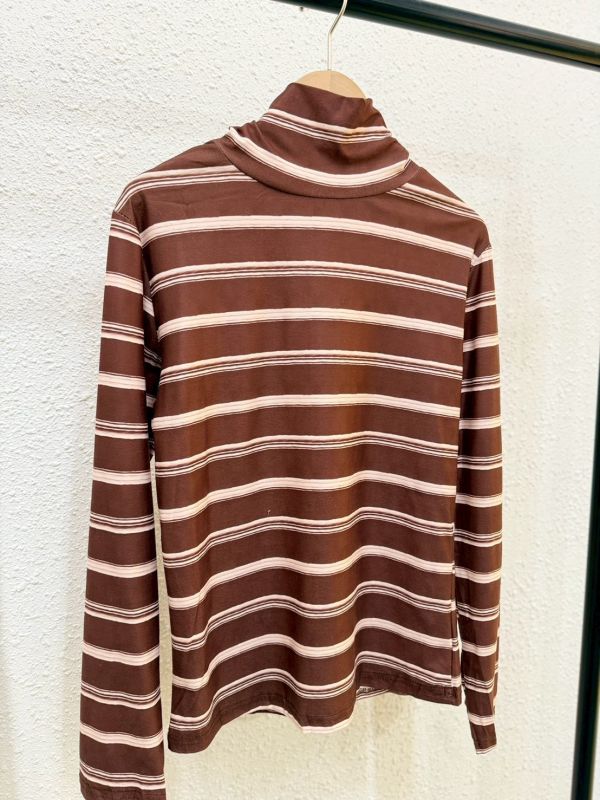 復古條紋高領長袖上衣 