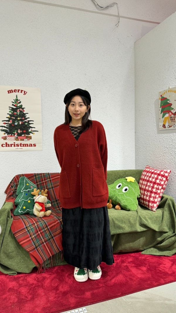 百搭素面針織外套 