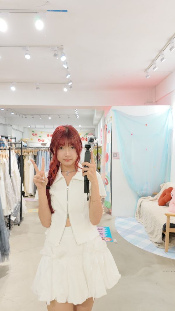 澎澎大蝴蝶結短裙 