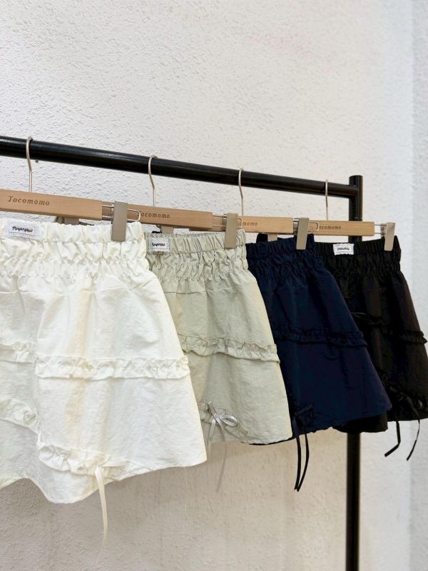 皺皺荷葉邊短裙 