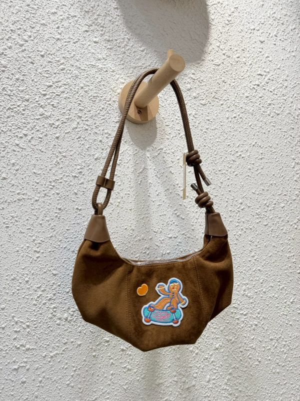 可愛燙布牛角小包 