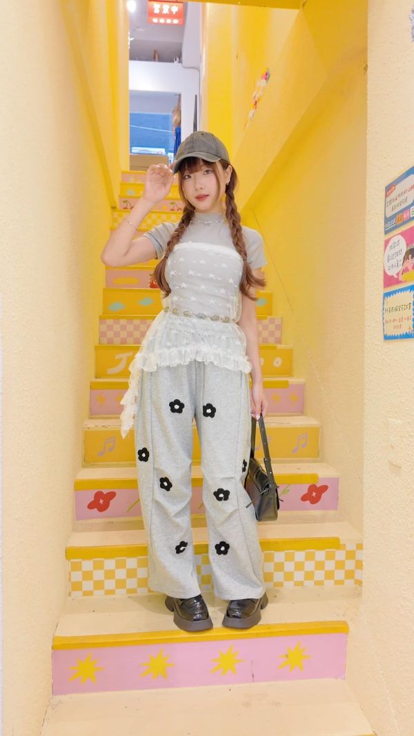日常小花刺繡長褲 
