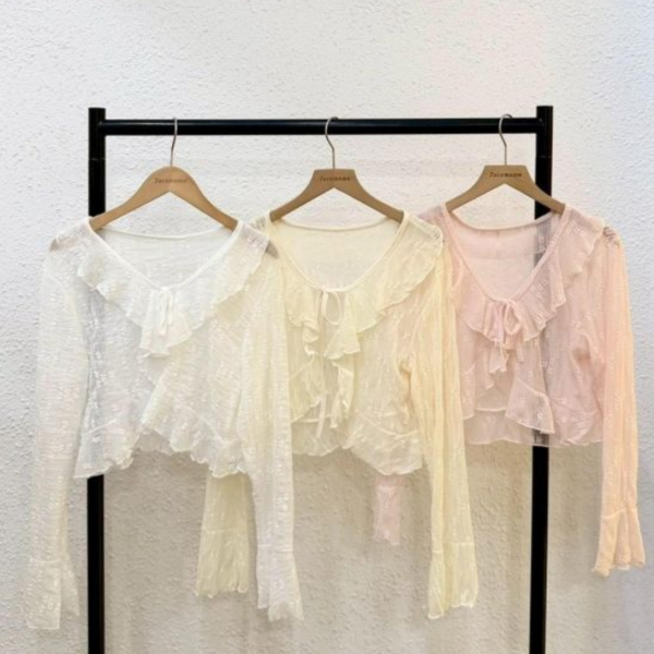 仙氣荷葉蕾絲罩衫 