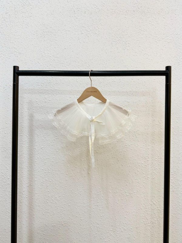 氣質細摺蕾絲領片 