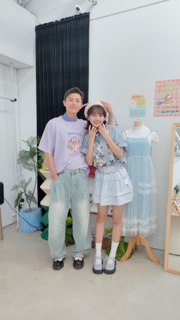 可愛狗狗九宮格大踢 