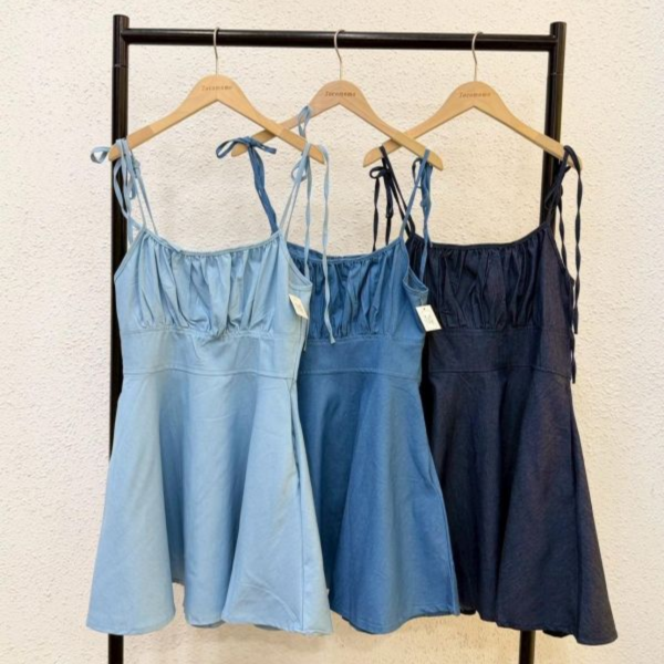 少女綁帶褶皺洋裝 