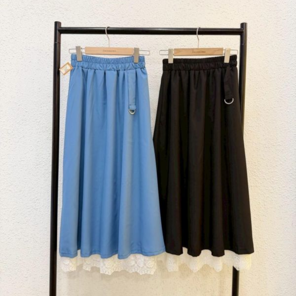 蕾絲拼接扣環長裙 