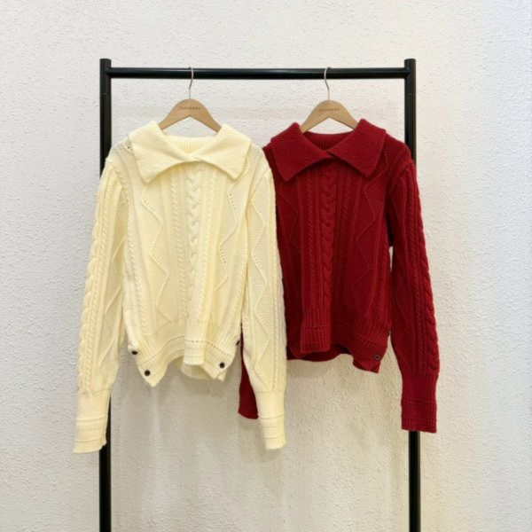 溫柔麻花翻領毛衣 