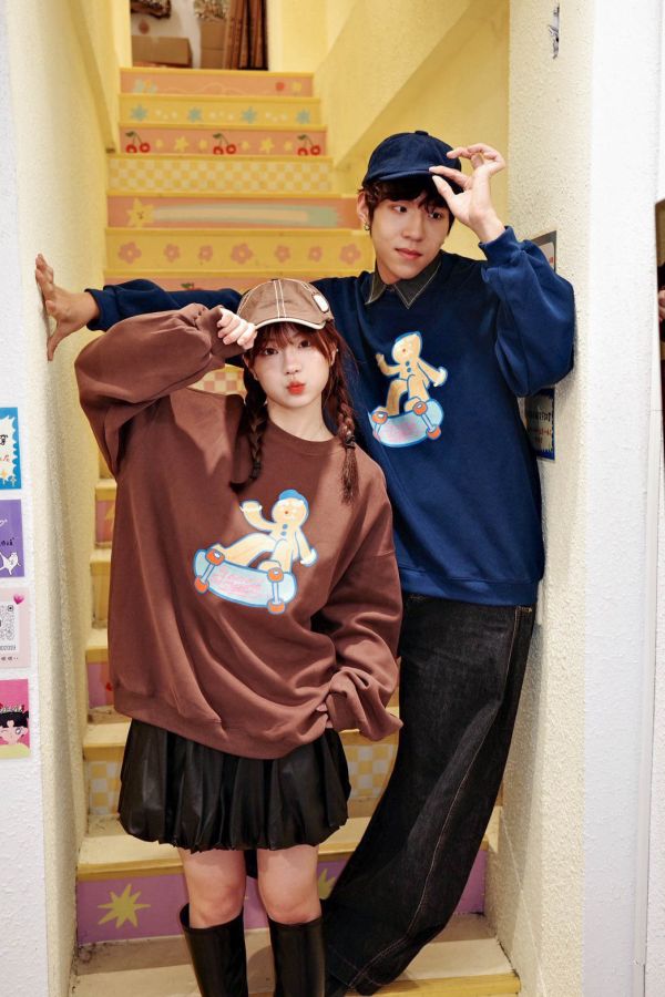 自訂款-滑板薑餅人大學踢 