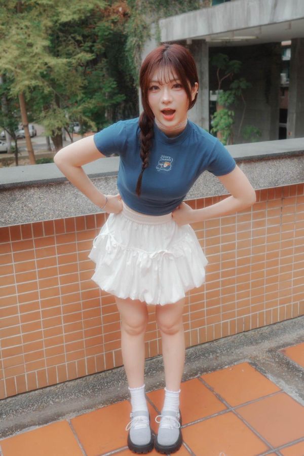 自訂款-夏日骷髏頭刺繡高領上衣 (MIT) 